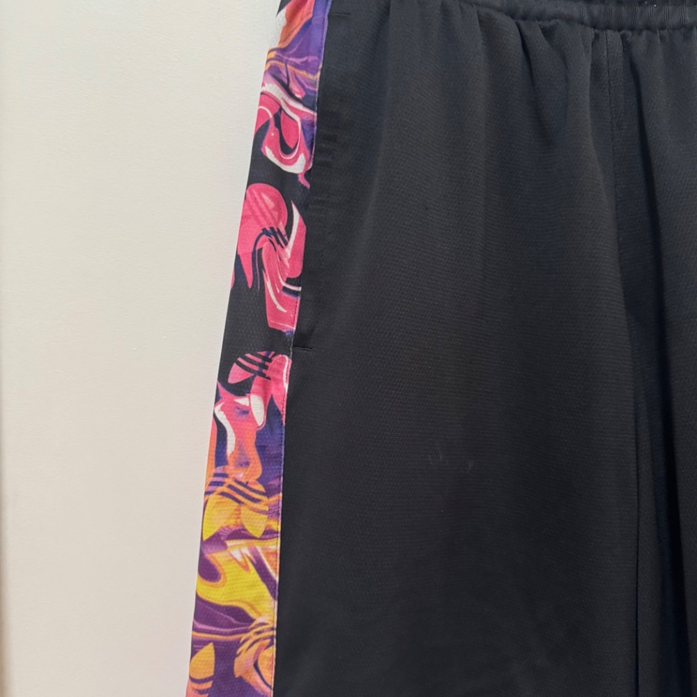 Adidas Originals Men's "Pool Party" Graphic Swim Shorts size L - Picture 5 of 6